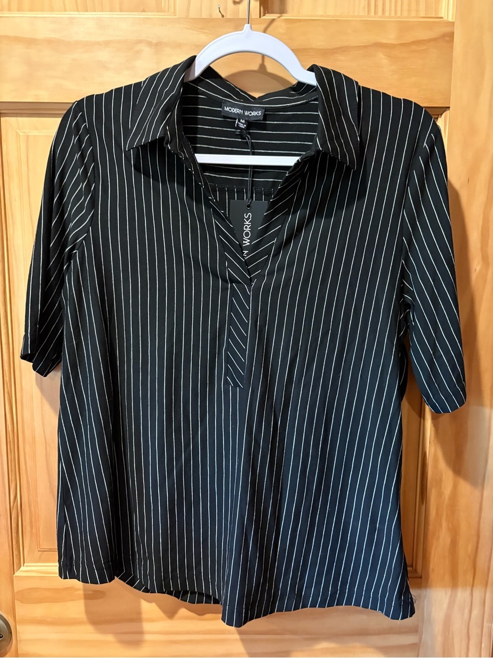 Modern Works Black Pinstripe Collared V-Neck Tunic Top women’s M NWT